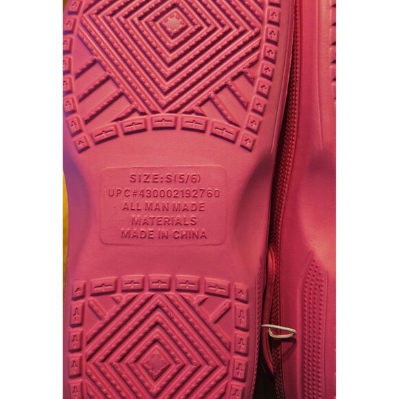 Pink Slip On Rubber Shoes Size 5/6 Crocs Style Sandals Watershoes New w/Tags - Picture 4 of 4